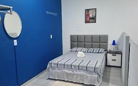 Flat completo - ótima . localização -Centro